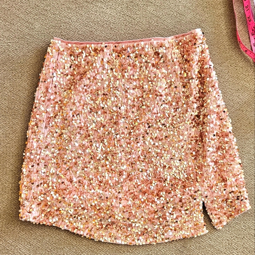 Princess Polly pink sequin skirt size 4